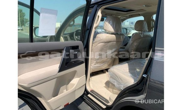 Buy Import Toyota Land Cruiser Black Car in Import - Dubai in Baa Buy Import Toyota Land Cruiser Black Car in Import - Dubai in Baa