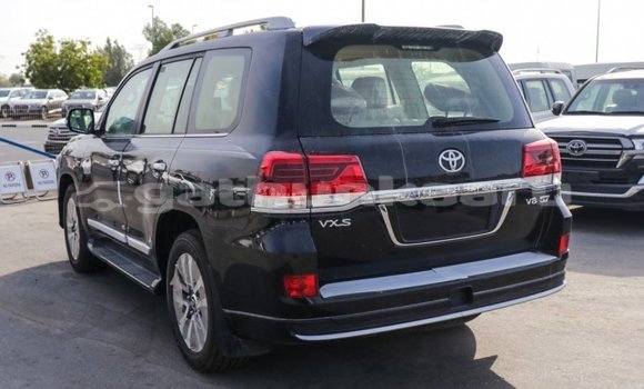 Buy Import Toyota Land Cruiser Black Car in Import - Dubai in Baa Buy Import Toyota Land Cruiser Black Car in Import - Dubai in Baa