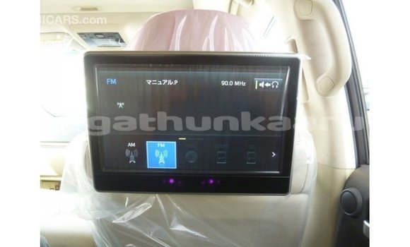 Buy Import Toyota Land Cruiser White Car in Import - Dubai in Baa Buy Import Toyota Land Cruiser White Car in Import - Dubai in Baa