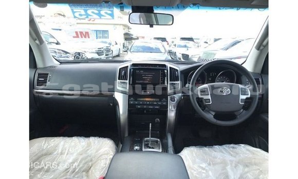 Buy Import Toyota Land Cruiser Black Car in Import - Dubai in Baa Buy Import Toyota Land Cruiser Black Car in Import - Dubai in Baa