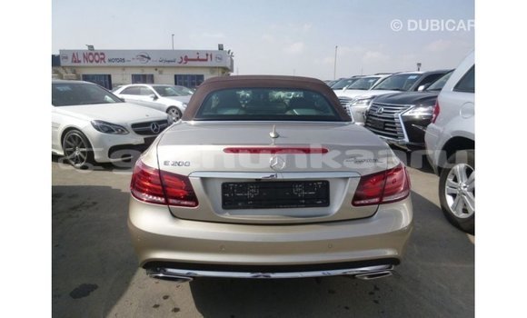 Buy Import Mercedes-Benz 200 Other Car in Import - Dubai in Baa Buy Import Mercedes-Benz 200 Other Car in Import - Dubai in Baa