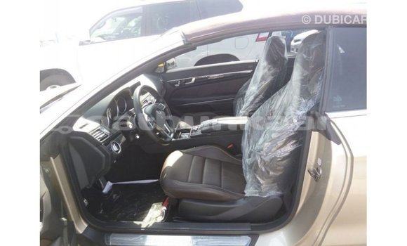 Buy Import Mercedes-Benz 200 Other Car in Import - Dubai in Baa Buy Import Mercedes-Benz 200 Other Car in Import - Dubai in Baa