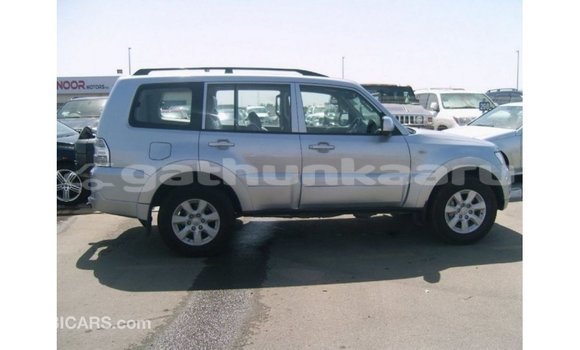 Buy Import Mitsubishi Pajero Other Car in Import - Dubai in Baa Buy Import Mitsubishi Pajero Other Car in Import - Dubai in Baa