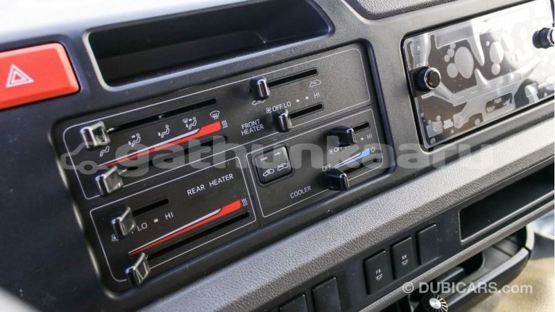 Big with watermark toyota coaster baa import dubai 2113