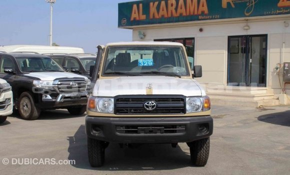 Buy Import Toyota Land Cruiser Beige Car in Import - Dubai in Baa Buy Import Toyota Land Cruiser Beige Car in Import - Dubai in Baa