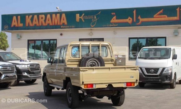Buy Import Toyota Land Cruiser Beige Car in Import - Dubai in Baa Buy Import Toyota Land Cruiser Beige Car in Import - Dubai in Baa