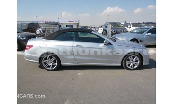 Buy Import Mercedes-Benz 250 Other Car in Import - Dubai in Baa Buy Import Mercedes-Benz 250 Other Car in Import - Dubai in Baa