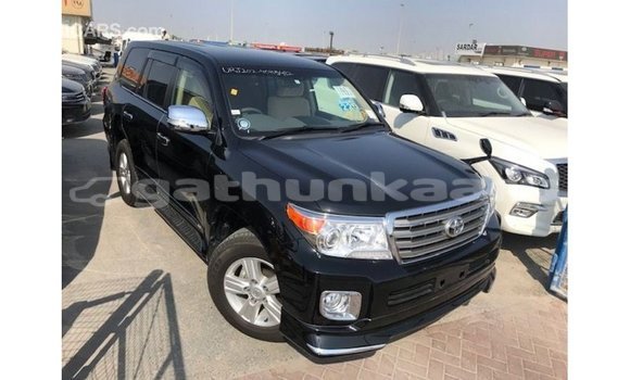 Buy Import Toyota Land Cruiser Black Car in Import - Dubai in Baa Buy Import Toyota Land Cruiser Black Car in Import - Dubai in Baa