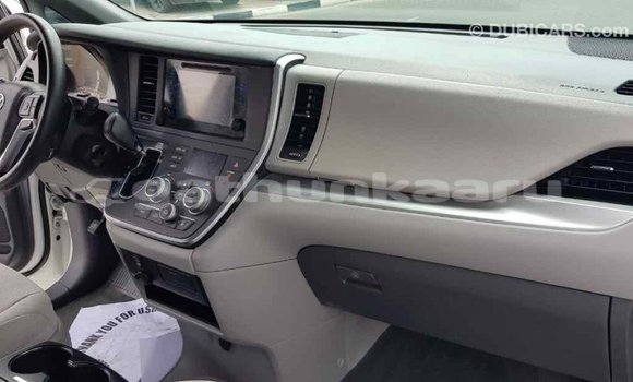 Buy Import Toyota Sienna White Car in Import - Dubai in Baa Buy Import Toyota Sienna White Car in Import - Dubai in Baa