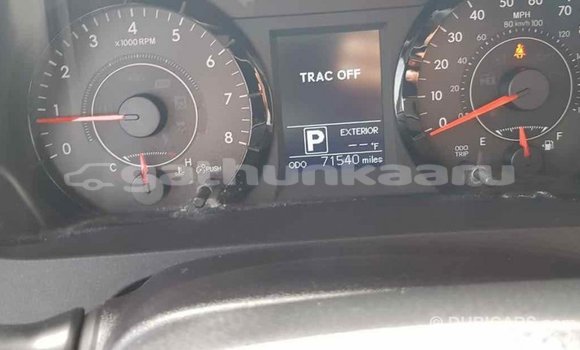 Buy Import Toyota Sienna White Car in Import - Dubai in Baa Buy Import Toyota Sienna White Car in Import - Dubai in Baa