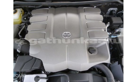 Buy Import Toyota Land Cruiser White Car in Import - Dubai in Baa Buy Import Toyota Land Cruiser White Car in Import - Dubai in Baa