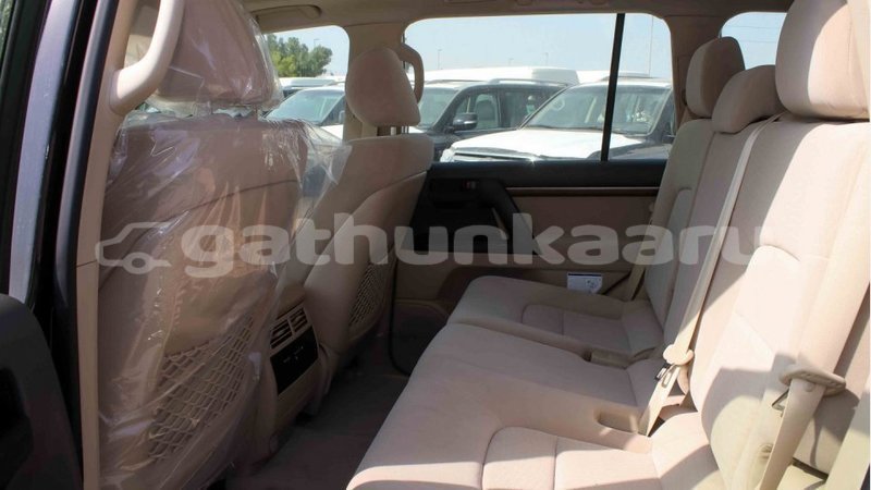 Big with watermark toyota land cruiser baa import dubai 2134