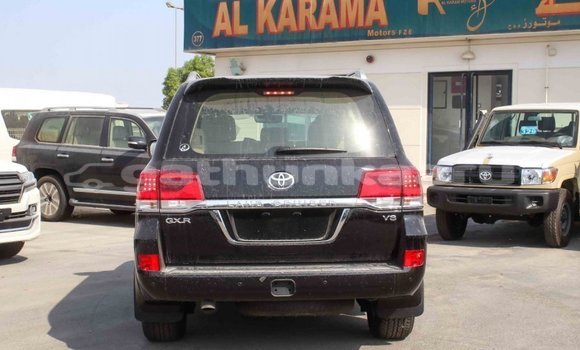 Buy Import Toyota Land Cruiser Black Car in Import - Dubai in Baa Buy Import Toyota Land Cruiser Black Car in Import - Dubai in Baa