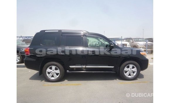 Buy Import Toyota Land Cruiser Black Car in Import - Dubai in Baa Buy Import Toyota Land Cruiser Black Car in Import - Dubai in Baa