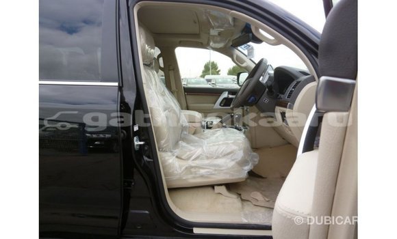 Buy Import Toyota Land Cruiser Black Car in Import - Dubai in Baa Buy Import Toyota Land Cruiser Black Car in Import - Dubai in Baa