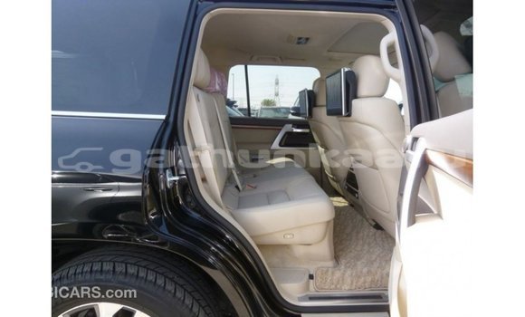 Buy Import Toyota Land Cruiser Black Car in Import - Dubai in Baa Buy Import Toyota Land Cruiser Black Car in Import - Dubai in Baa
