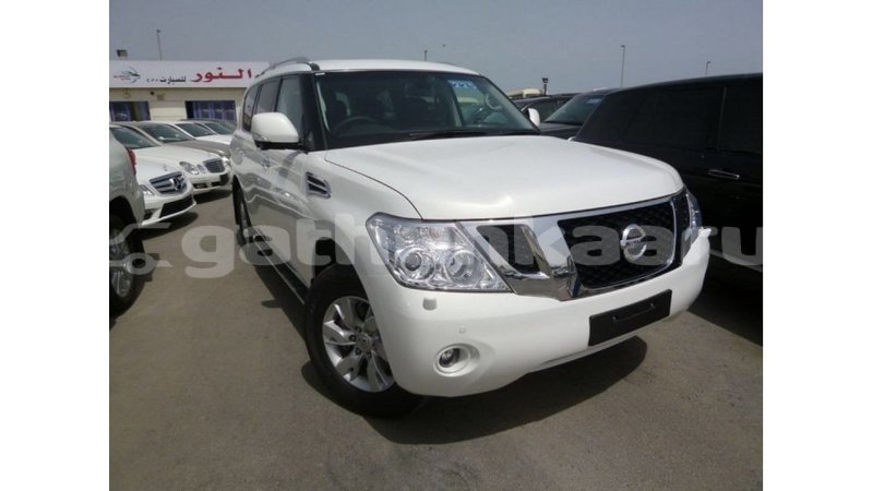Big with watermark nissan patrol baa import dubai 2144