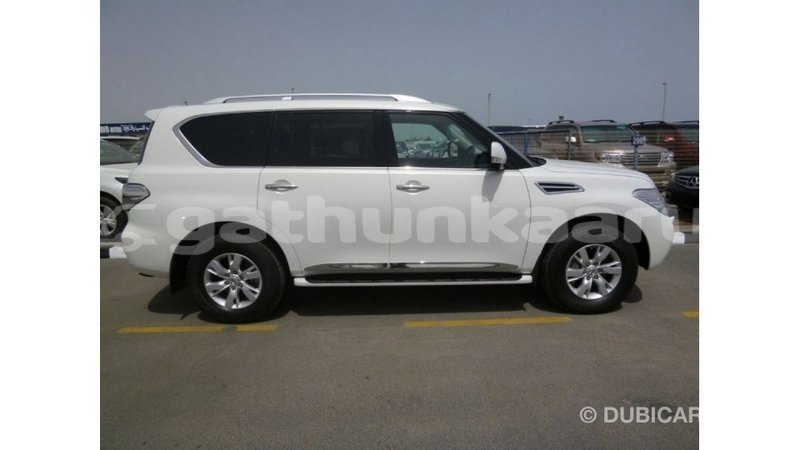 Big with watermark nissan patrol baa import dubai 2144