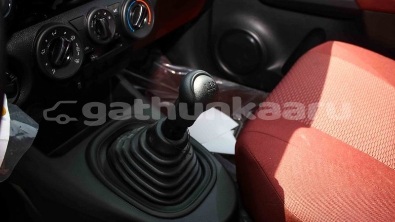 Big with watermark toyota hilux baa import dubai 2147