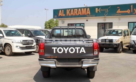 Buy Import Toyota Hilux Other Car in Import - Dubai in Baa Buy Import Toyota Hilux Other Car in Import - Dubai in Baa