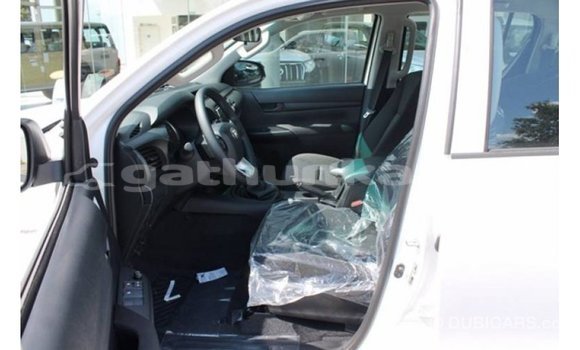Buy Import Toyota Hilux White Car in Import - Dubai in Baa Buy Import Toyota Hilux White Car in Import - Dubai in Baa