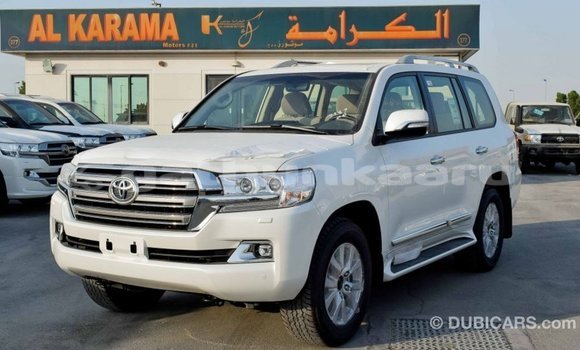 Buy Import Toyota Land Cruiser White Car in Import - Dubai in Baa Buy Import Toyota Land Cruiser White Car in Import - Dubai in Baa