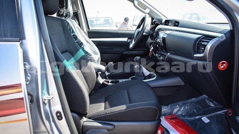 Big with watermark toyota hilux baa import dubai 2162