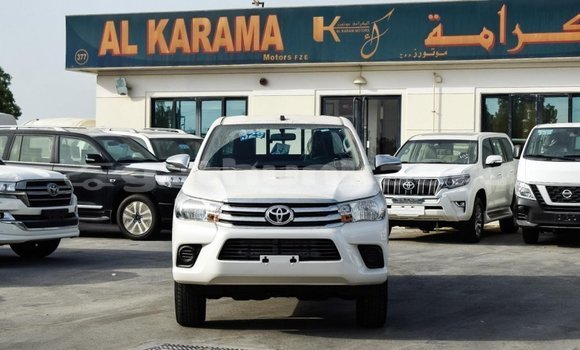 Buy Import Toyota Hilux White Car in Import - Dubai in Baa Buy Import Toyota Hilux White Car in Import - Dubai in Baa