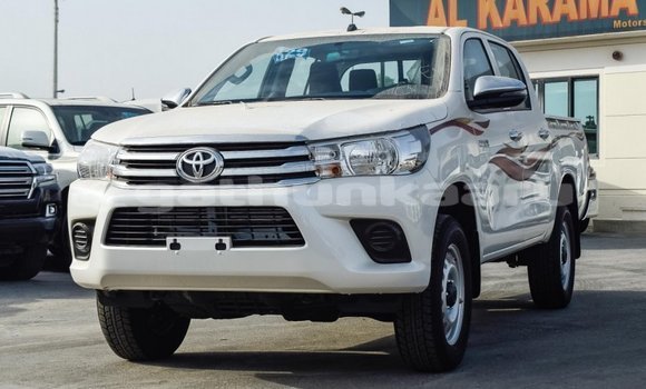 Buy Import Toyota Hilux White Car in Import - Dubai in Baa Buy Import Toyota Hilux White Car in Import - Dubai in Baa