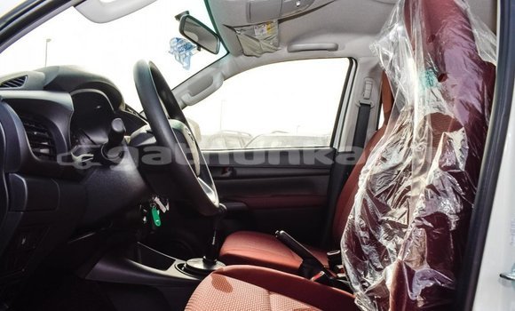 Buy Import Toyota Hilux White Car in Import - Dubai in Baa Buy Import Toyota Hilux White Car in Import - Dubai in Baa