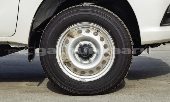 Buy Import Toyota Hilux White Car in Import - Dubai in Baa Buy Import Toyota Hilux White Car in Import - Dubai in Baa