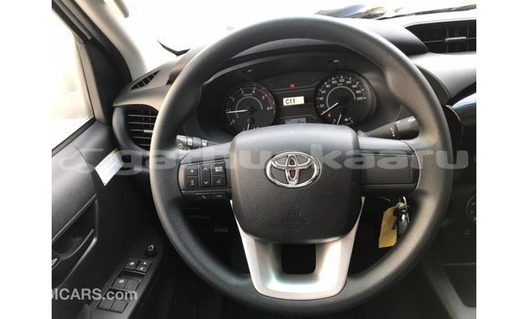 Buy Import Toyota Hilux White Car in Import - Dubai in Baa Buy Import Toyota Hilux White Car in Import - Dubai in Baa