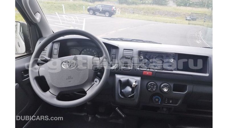 Big with watermark toyota hiace baa import dubai 2175