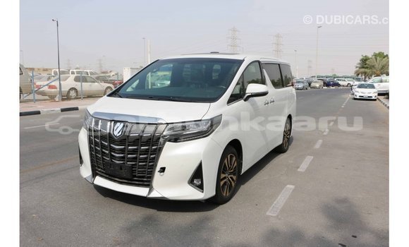 Buy Import Toyota Alphard White Car in Import - Dubai in Baa Buy Import Toyota Alphard White Car in Import - Dubai in Baa