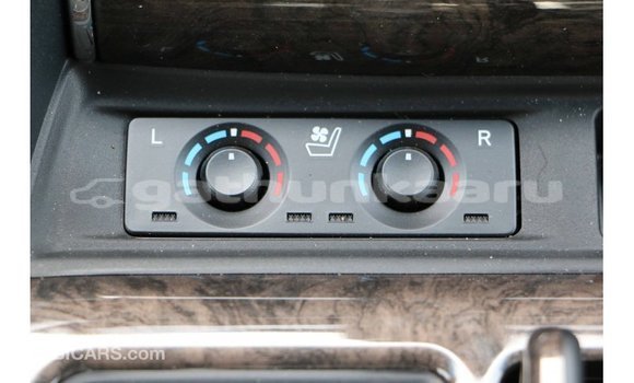 Buy Import Toyota Alphard White Car in Import - Dubai in Baa Buy Import Toyota Alphard White Car in Import - Dubai in Baa