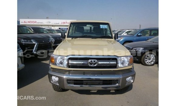 Buy Import Toyota Land Cruiser Beige Car in Import - Dubai in Baa Buy Import Toyota Land Cruiser Beige Car in Import - Dubai in Baa