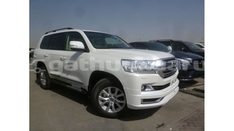 Big with watermark toyota land cruiser baa import dubai 2182