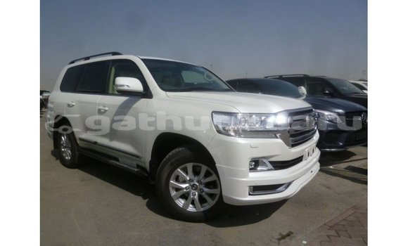 Buy Import Toyota Land Cruiser White Car in Import - Dubai in Baa Buy Import Toyota Land Cruiser White Car in Import - Dubai in Baa