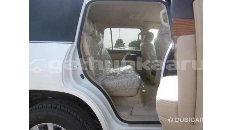 Big with watermark toyota land cruiser baa import dubai 2182