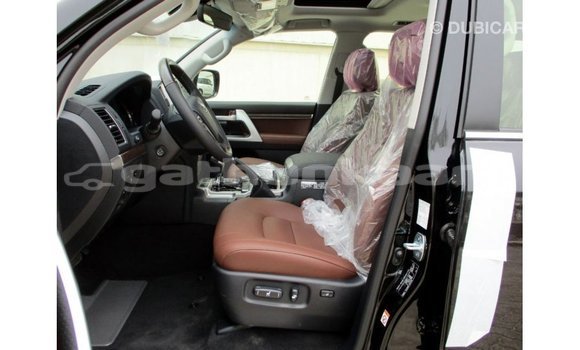 Buy Import Toyota Land Cruiser Black Car in Import - Dubai in Baa Buy Import Toyota Land Cruiser Black Car in Import - Dubai in Baa