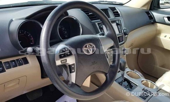 Buy Import Toyota Highlander Black Car in Import - Dubai in Baa Buy Import Toyota Highlander Black Car in Import - Dubai in Baa
