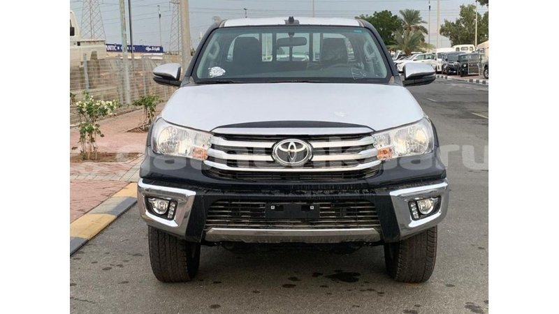 Big with watermark toyota hilux baa import dubai 2186