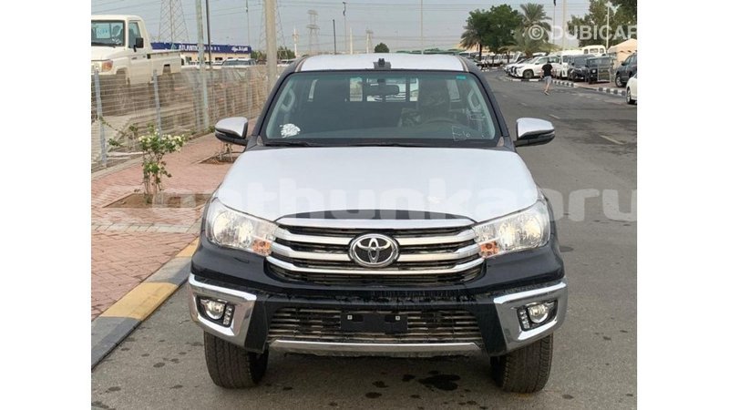 Big with watermark toyota hilux baa import dubai 2186