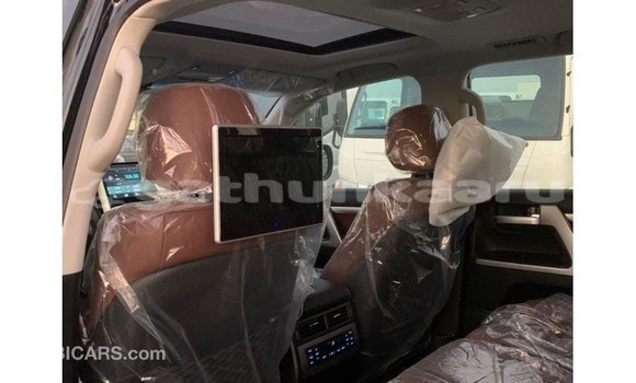 Buy Import Toyota Land Cruiser Black Car in Import - Dubai in Baa Buy Import Toyota Land Cruiser Black Car in Import - Dubai in Baa