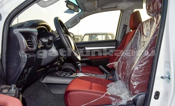 Buy Import Toyota Hilux White Car in Import - Dubai in Baa Buy Import Toyota Hilux White Car in Import - Dubai in Baa