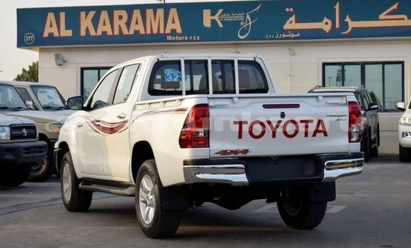 Buy Import Toyota Hilux White Car in Import - Dubai in Baa Buy Import Toyota Hilux White Car in Import - Dubai in Baa