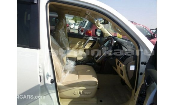 Buy Import Toyota Prado White Car in Import - Dubai in Baa Buy Import Toyota Prado White Car in Import - Dubai in Baa