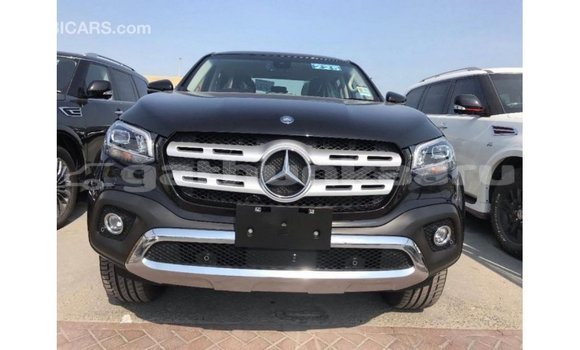 Buy Import Mercedes-Benz 250 Black Car in Import - Dubai in Baa Buy Import Mercedes-Benz 250 Black Car in Import - Dubai in Baa