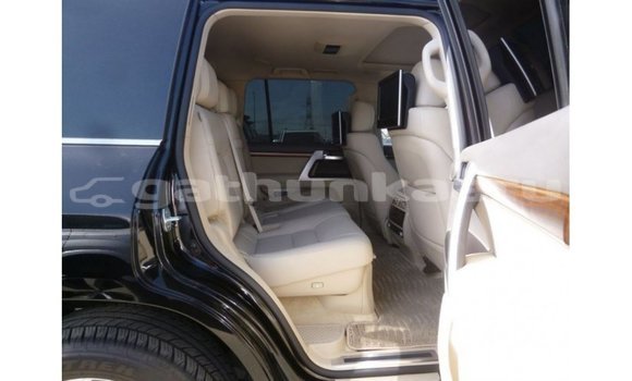 Buy Import Toyota Land Cruiser Black Car in Import - Dubai in Baa Buy Import Toyota Land Cruiser Black Car in Import - Dubai in Baa