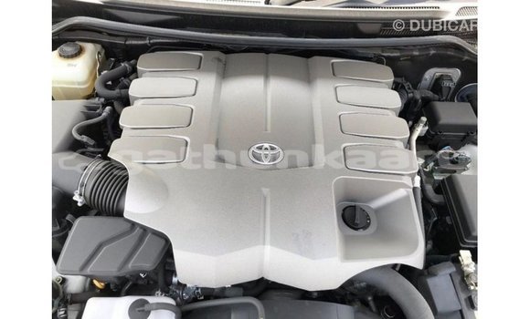 Buy Import Toyota Land Cruiser White Car in Import - Dubai in Baa Buy Import Toyota Land Cruiser White Car in Import - Dubai in Baa
